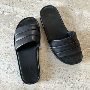 VINCE - Black Leather Slides